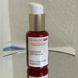 Clarins Body Fit Active Contouring & Smoothing Gel-Cream.